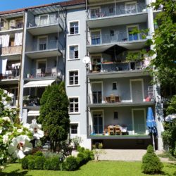 Schöne 2-Zimmer Wohnung in Quartierstrasse