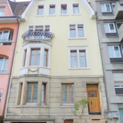 Altbauwohnung an zentraler Lage in Basel